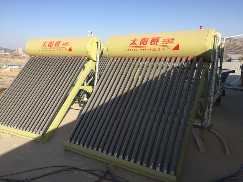 2016和平生態(tài)園太陽(yáng)能熱水機(jī)